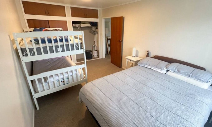 Ohope Apartment | Ohope beach unit. beach across road. 5 mins walk to shops, cafe, restaurant