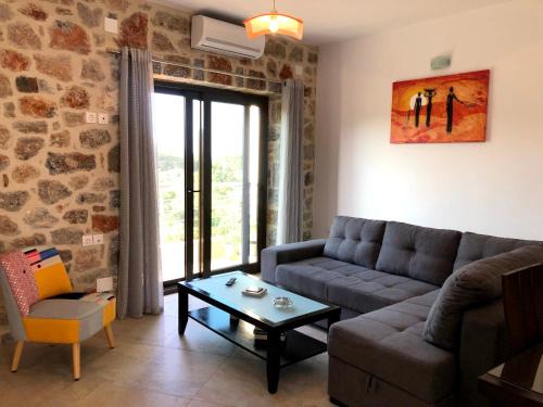 Kalo Chorio House | Oikia Stone House in seaside Kalo Chorio
