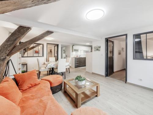 Redon Apartment | OIQIA Vidocq