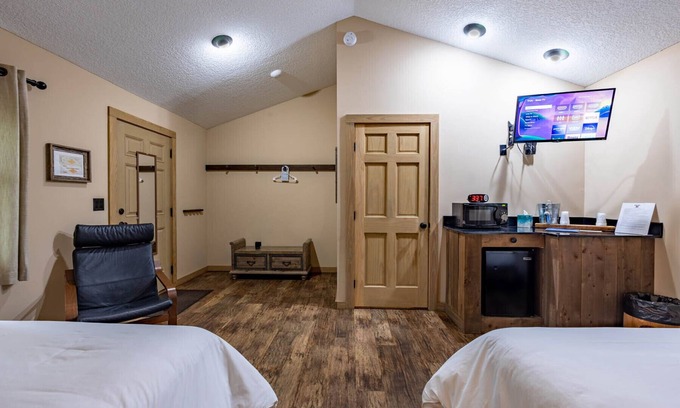 Okeechobee Cabin | OK CORRAL GUN CLUBnFlorida’s premier shooting sports club in Okeechobee Florida.