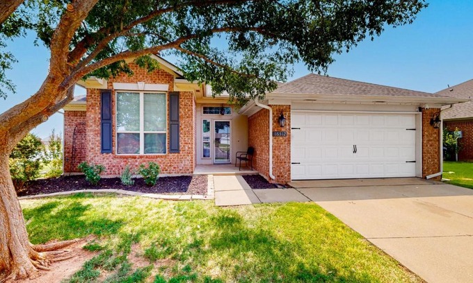 Edmond House | Okalee House
