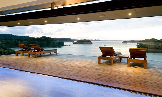 Rawhiti House | Oke Beach House - Rawhiti Luxury
