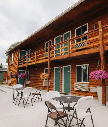 Spirit Lake Hotel | Okoboji Lodge