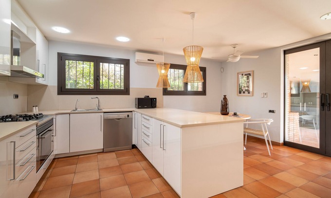 Gava Villa | Olala Gava Beach Villa