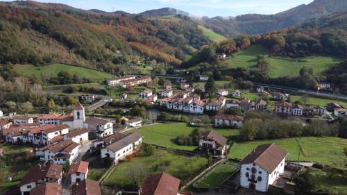 Sumbilla House | Olatuenea
