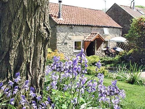 Lockton House | Old Barn Cottage
