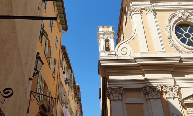 Old Town Apartment | OLD City in Style: Bright, Spacious & Comfortable