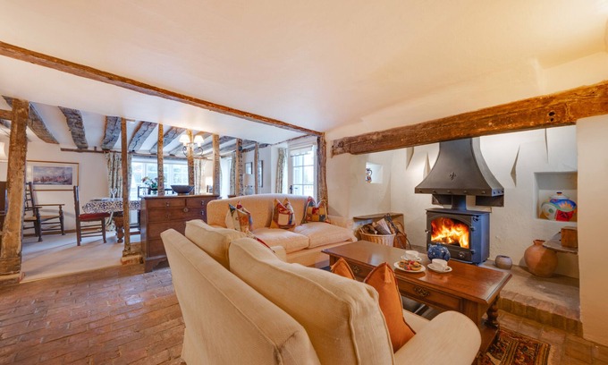 Sissinghurst House | Old Cobblers Cottage at Kings Head House