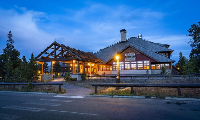 Yellowstone National Park Cabin | Old Faithful Snow Lodge & Cabins - Inside the Park