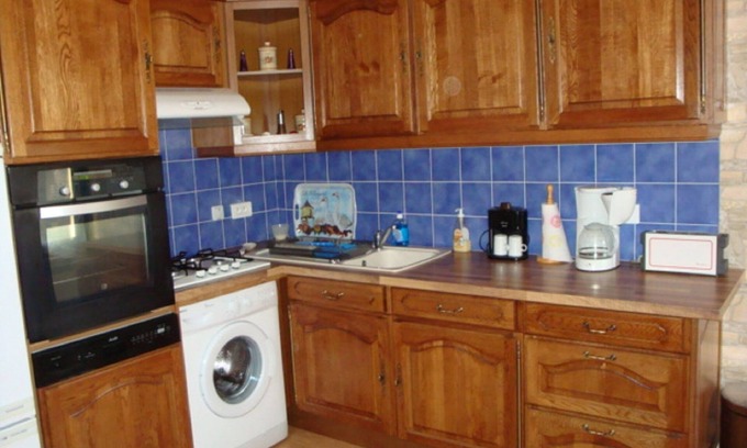 Celles Cottage | Old farmhouse rented by the night