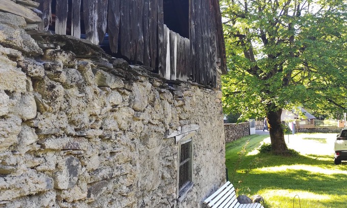 Peyragudes Other | Old farmhouse with fenced park for 8 people