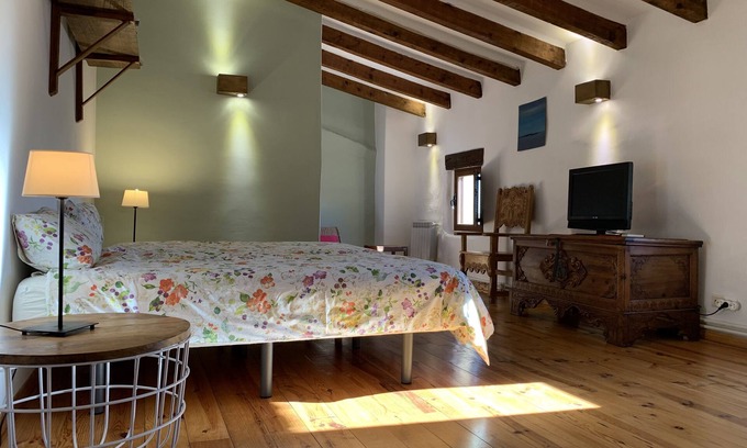 Zafra de Zancara Cottage | Old House of Pedro Chicote (El Sal Sal) for 6/7personas