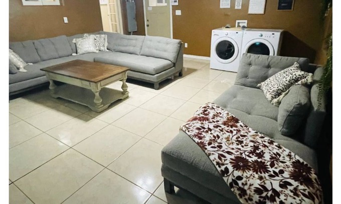 Weslaco House | Old Kansas