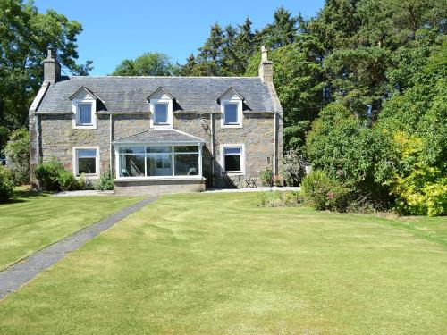 Tain House | Old Midoxgate Farmhouse