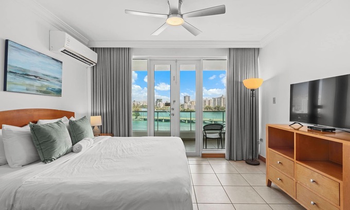 Puerta de Tierra Apartment | Old San Juan | Ocean Front Studio | Balcony | Water View