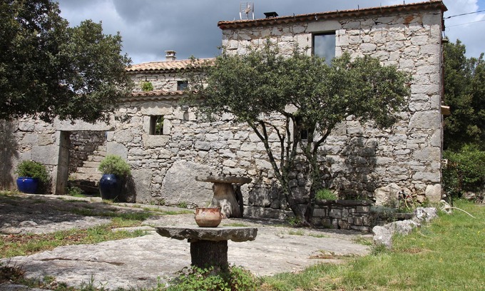 Labeaume House | Old stone house completely renovated for 6 people