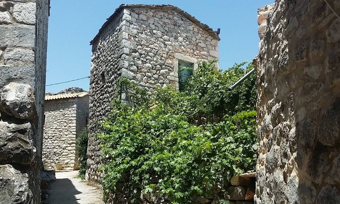 Layia House | Old Tower-House in Mani peninsula