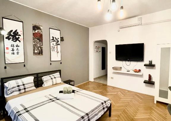 Bucharest City-Centre Apartment | Old Town Central Studio 23A
