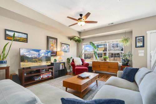 Old Town North House | Old Town Escape with King Bed, Dog-Friendly