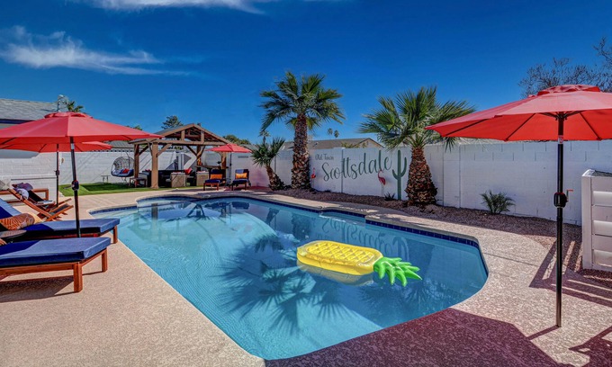 Scottsdale House | Old Town Oasis | Heated Pool, Spa and minutes to town 🌵
