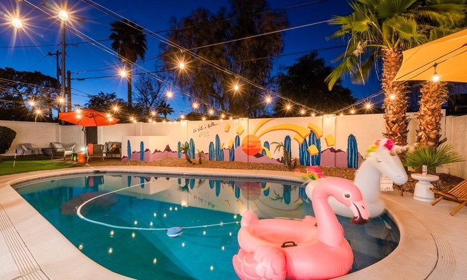 Southwest Village House | Old Town Oasis!Heated Pool!BBQ!Firepit!Minigolf!Game Room!
