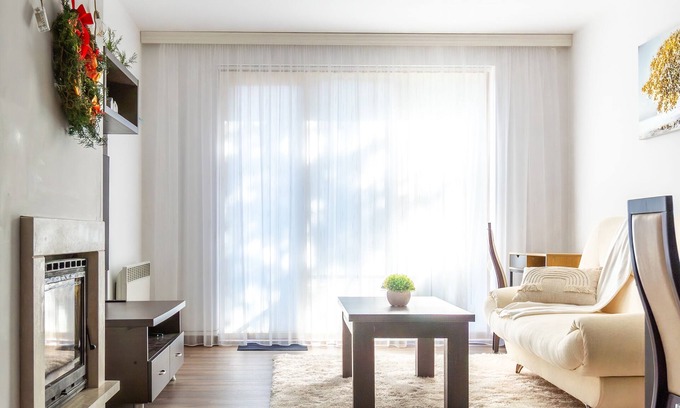 Shiligarnika Apartment | Oldinn Large Flat with Terrace just minutes from the Slopes and the City.