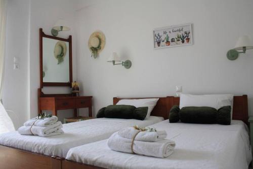 Adelianos Kampos Apartment | Olive apartment