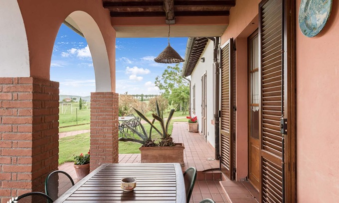 Castiglione del Lago Apartment | Olive apt with shared pool, Castiglione del Lago, Italy