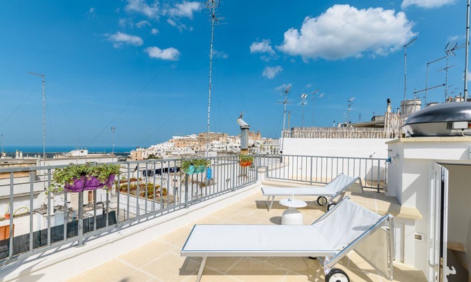 Ostuni Apartment | Olivia in Wonderland by Wonderful Italy