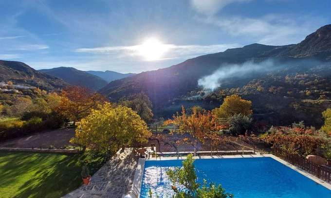 Guejar Sierra Apartment | OLIVILLAS GARDEN - BASE POINT ACCESS SIERRA NEVADA AND GRANADA