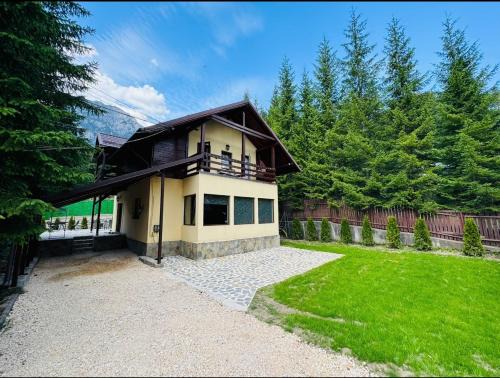 Busteni Ski Chalet | Ollie's Mountain Chalet