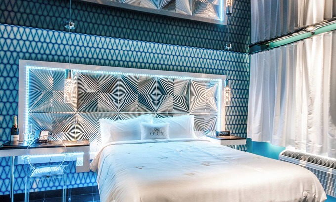 Laval Hotel | Olux Hotel Motel & Suites