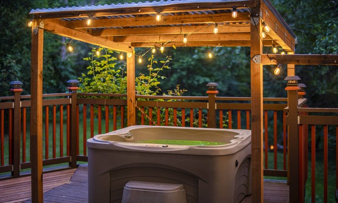 Brinnon Cabin | Olympic Wanderer🌲Creekside🌲Hottub🌲Olympic NP🌲Hood Canal
