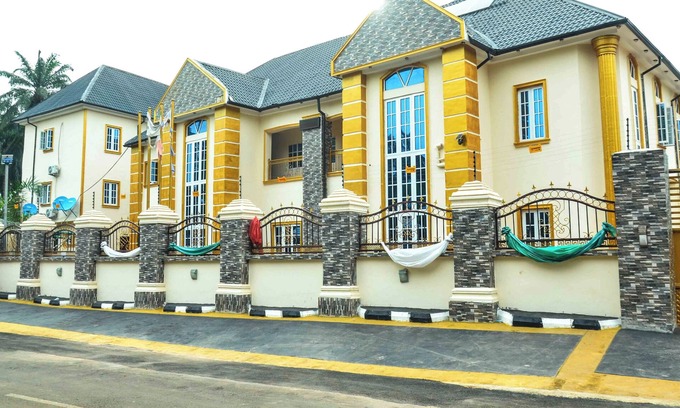 Umuezee Ezuhu Nguru Hotel | Omenma Hotels & Conference Centre