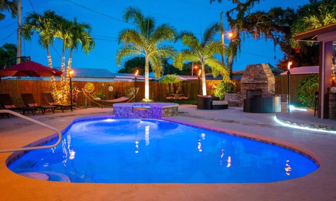 Tropic House | OmG! CHECK OUT THIS PLACE!