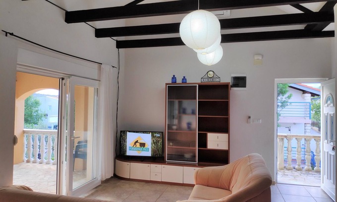 Krusevo Apartment | On the beach in Crna Punta - the ideal place for family vacation in Zadar