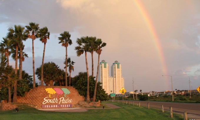 South Padre Island Condo | On the Beach with a MILLION DOLLAR view of the Gulf from our 6th Floor Condo.