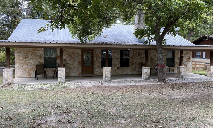 Leakey House | On The Frio River