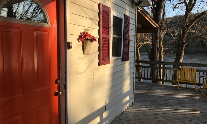 Rileyville Cabin | On the Shenandoah River, Mountain Views. Come and Unplug!
