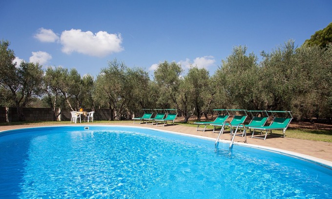 Corigliano D'Otranto Ski Chalet | One-bedroom flat in villa with pool in the Apulian countryside m542
