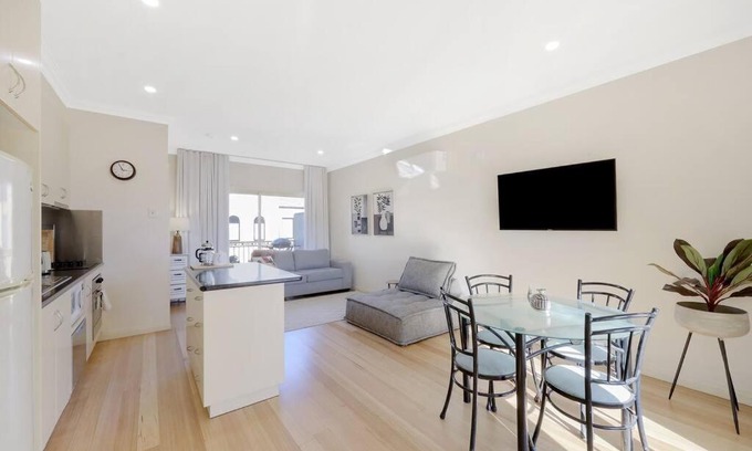 Warrnambool Apartment | One bedroom apartment in CBD