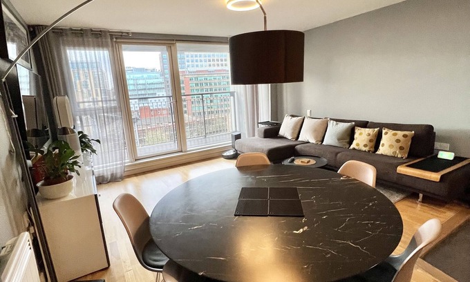 South Bank Apartment | One Bedroom Apartment