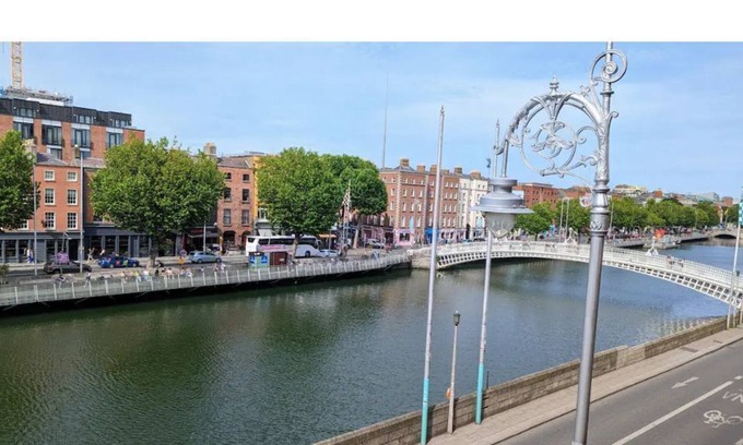 Temple Bar Apartment | One-bedroom apartment in the heart of Temple Bar!