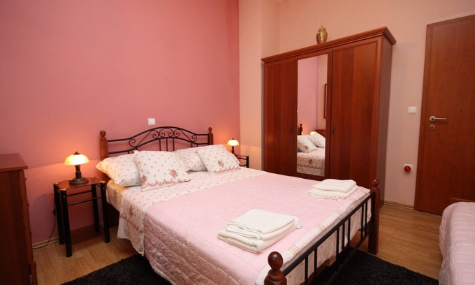 Podgora Apartment | One bedroom apartment near beach Podgora, Makarska (A-6713-a)