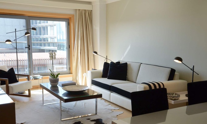 Parque das Nacoes Apartment | One-Bedroom Apartment with River View | Panoramic Living