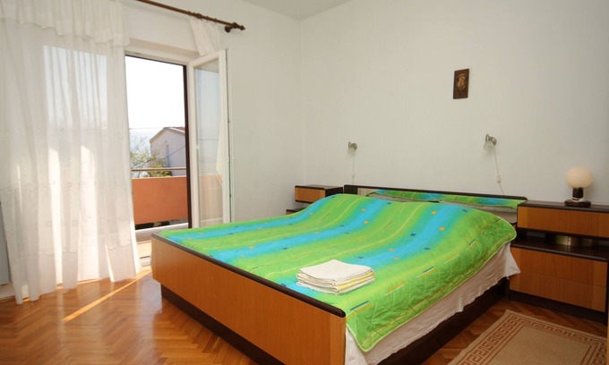 Pag Apartment | One bedroom apartment with terrace and sea view Pag (A-6467-c)