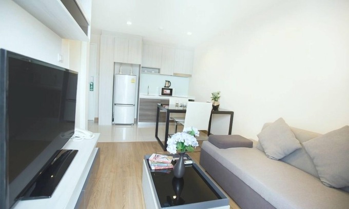 Khlong Tan Nuea Apartment | One Bedroom Deluxe C
