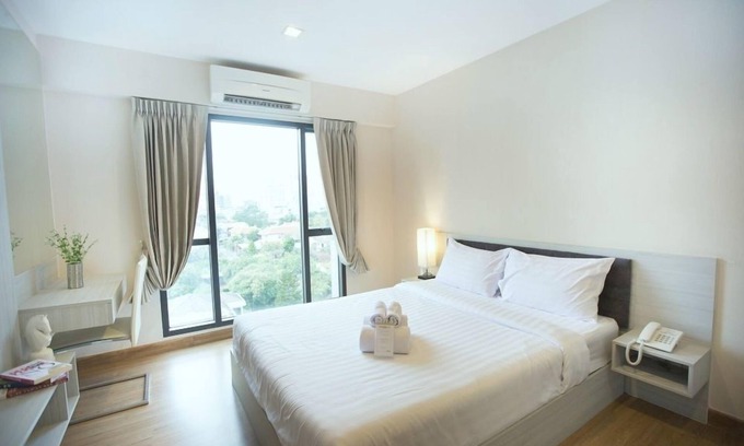 Khlong Tan Nuea Apartment | One Bedroom Grand Suite B