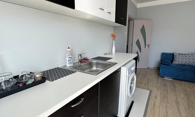 rayon Triaditsa Apartment | One bedroom Mountain View aprt, self check-in, metro, stores family friendly