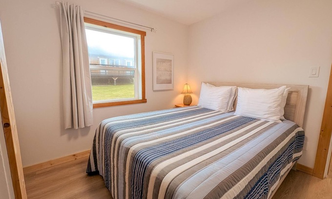 Ucluelet Cottage | One Bedroom Suite | Ocean View